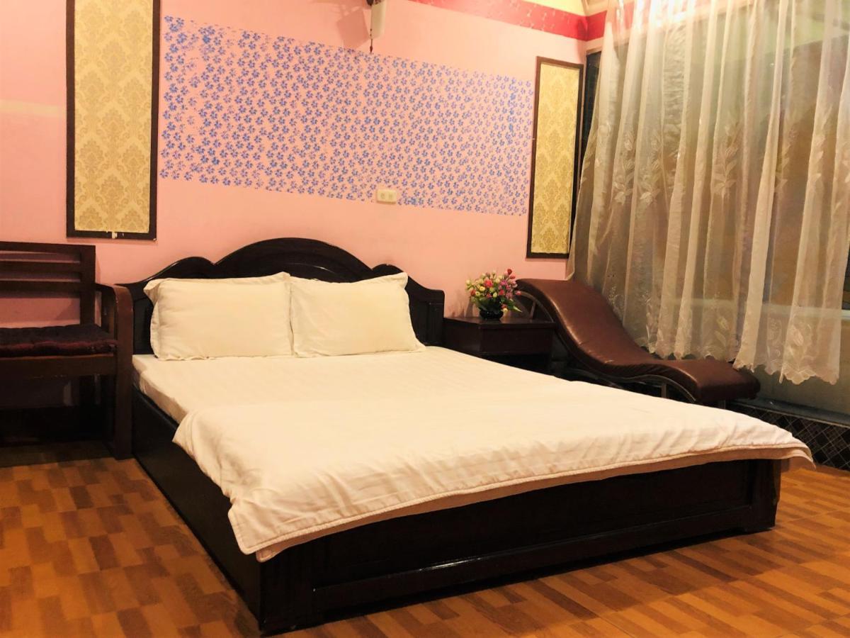 Oyo 1119 Sac Mau Motel Hanoi Exteriör bild